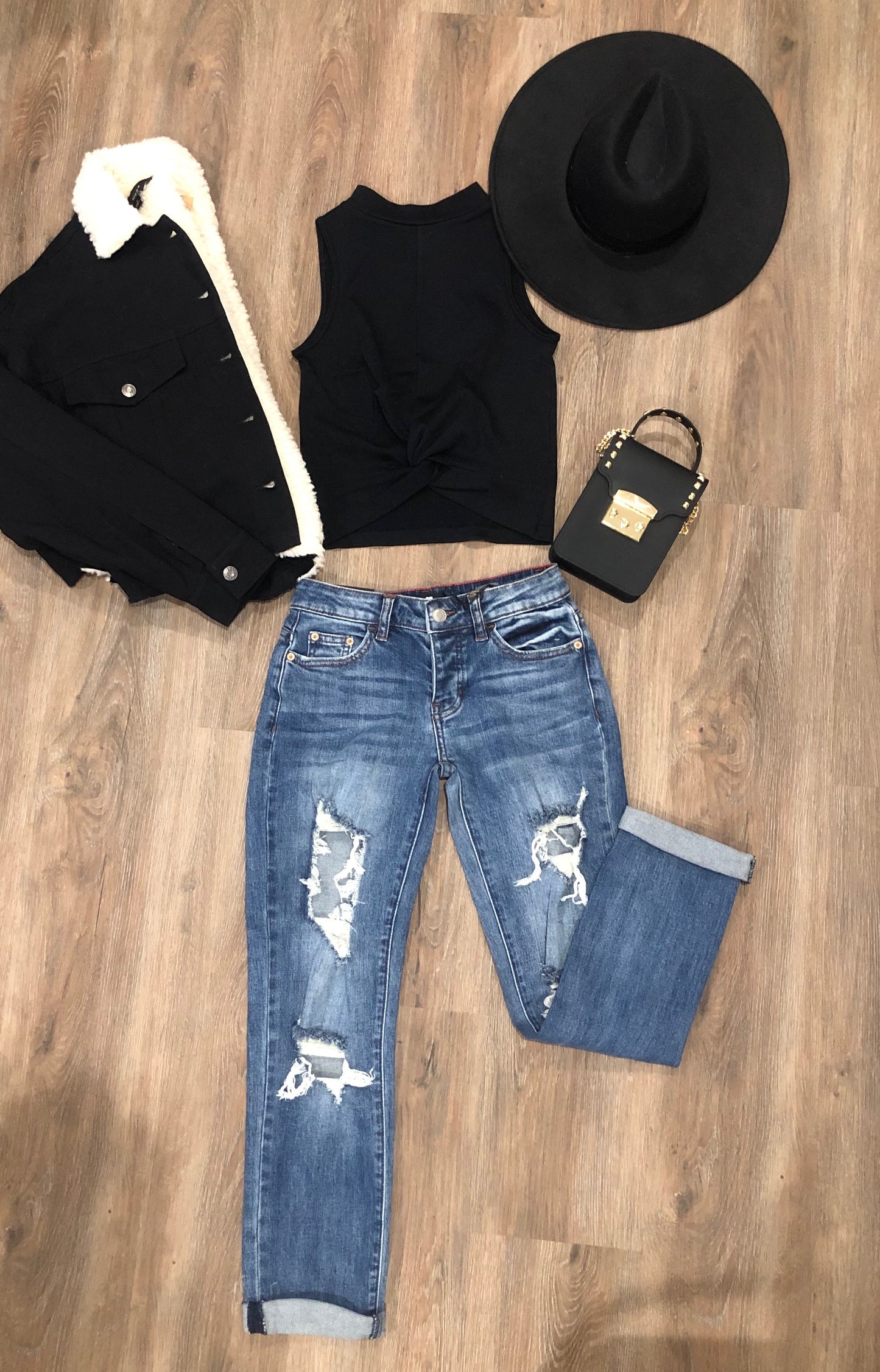 The Casual Twist Tee